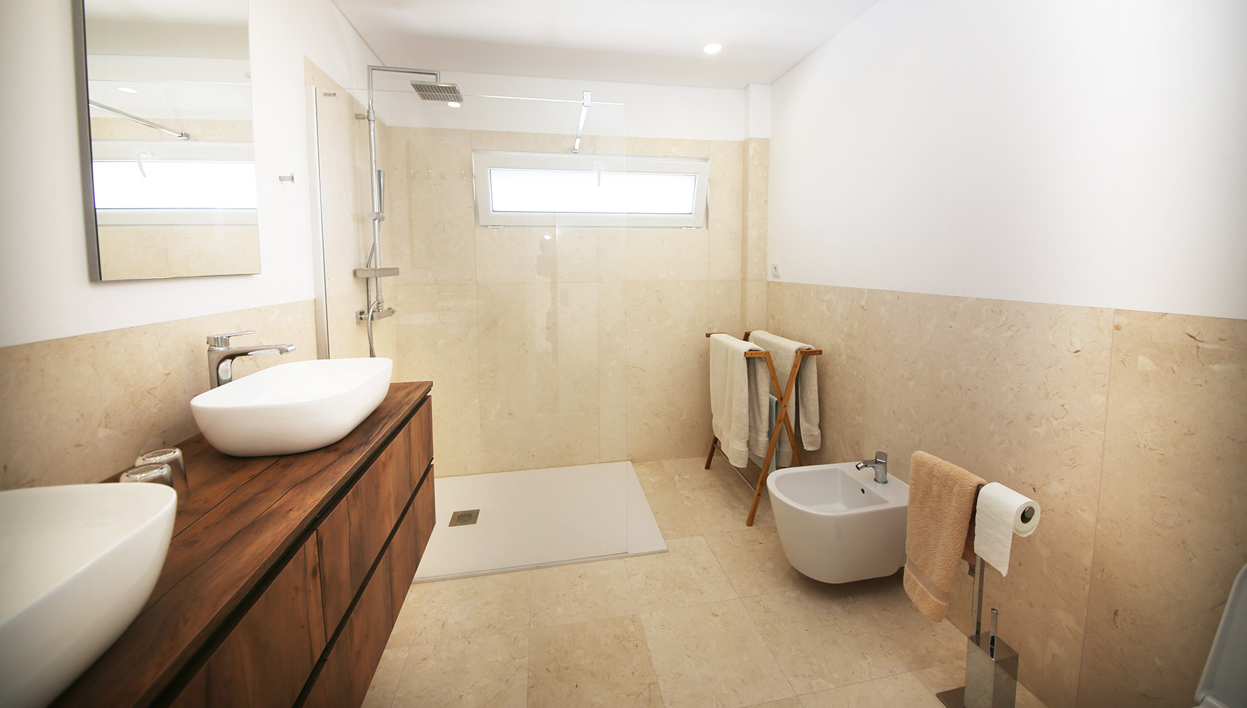 en suite bathroom
