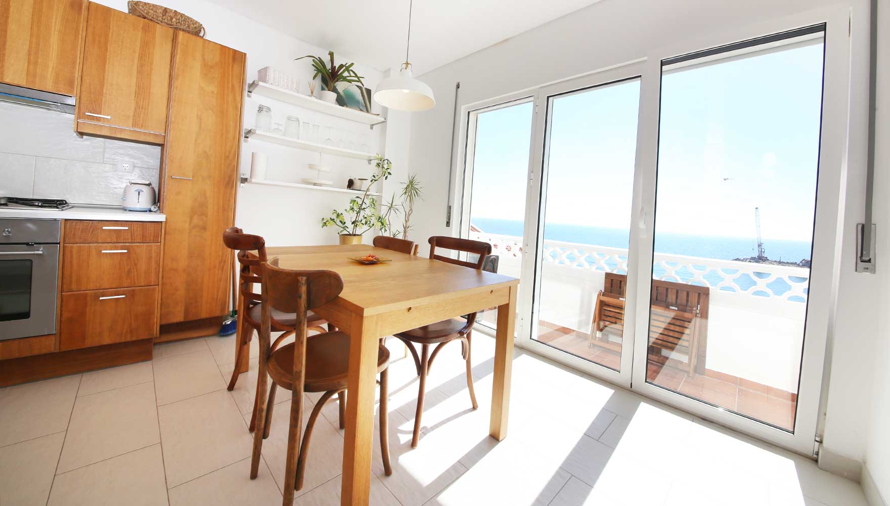 Aussicht von der open space Küche und Essecke